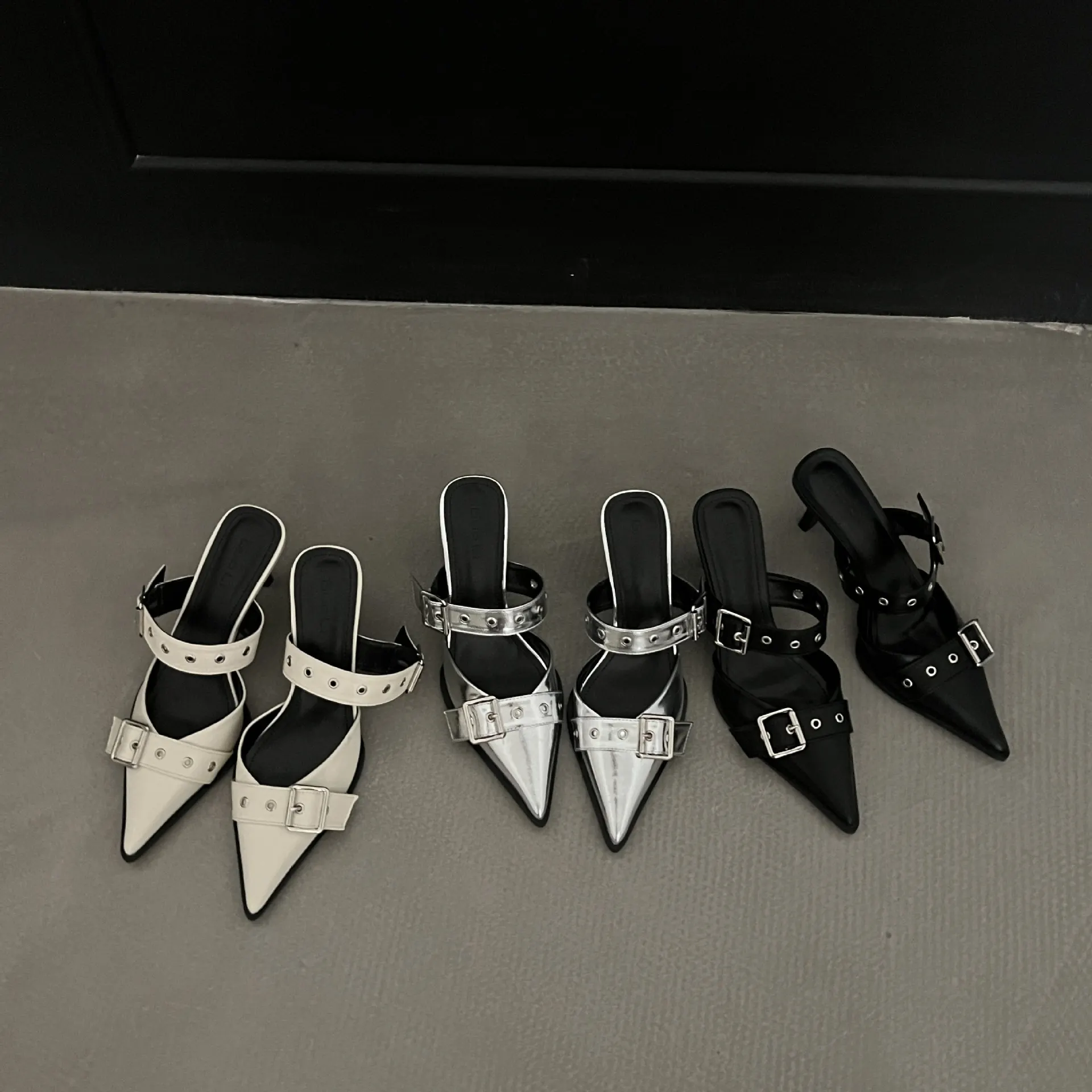 Point Toe Flare Heel Buckle Sandals